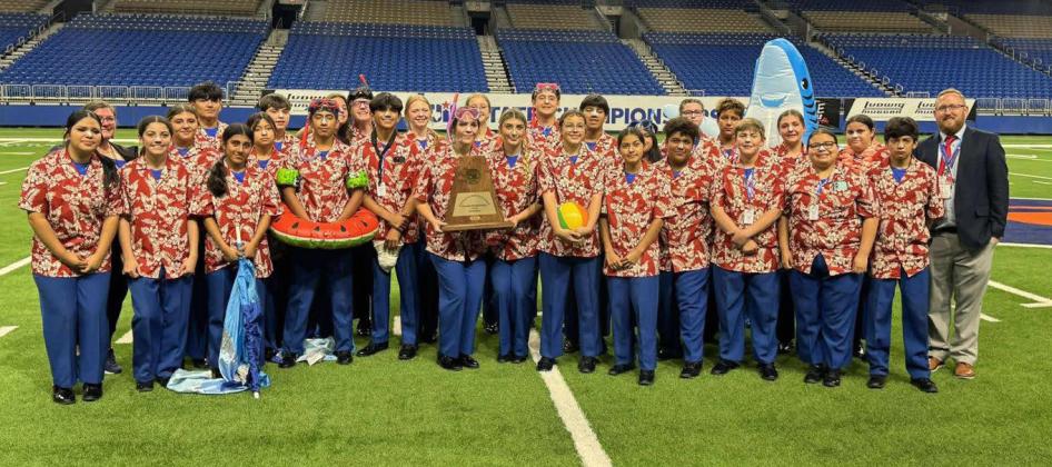 STATE HONORS Citizens in Knox City lined Central Ave. from the Knox City Country Club to NE 5th St. to welcome back the State Ranked Greyhound Pride Marching Band Wednesday afternoon. The band finished 5th in the state of Texas. | COURTESY PHOTO
