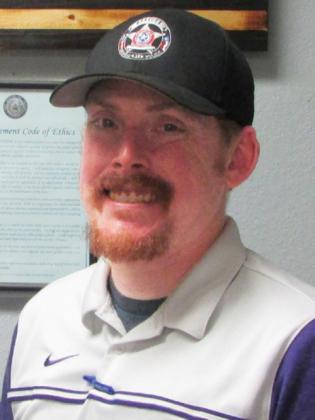 Munday welcomes Ryan Thrash  back to the police department
