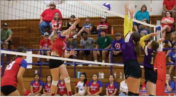 MUNDAY VOLLEYBALL The Munday Volleyball team lost 3-2 sets to Knox City earlier this week bringing their season record to 14-16. | SHERI BATY PHOTO