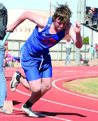 John Cross Utley is the first runner of the 4x200m relay_ the relay advances to the Area meet Sheri Baty/The Knox County News-Courier