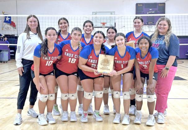 HOUNDETTES HONOR The Knox City volleyball team won first place at the tournament. | COURTESY PHOTO