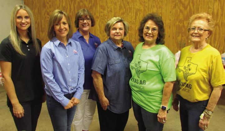 (l-r) Ashton Kuehler, Kacy Sanders, Peggy Adams, Becky Offutt, Linda Latham, Judy Hobert Don Thompson/The Knox County News-Courier