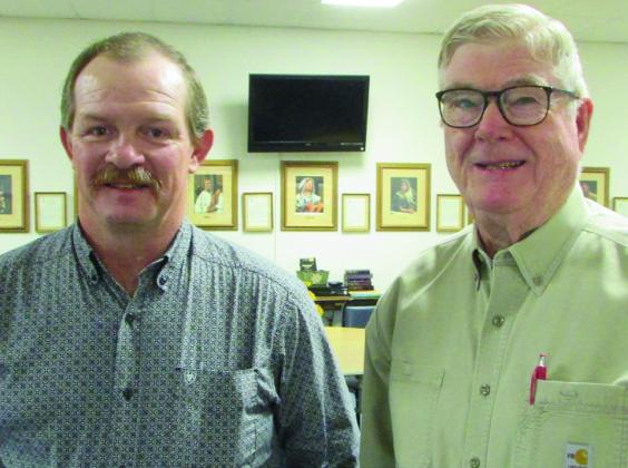Wendal Elam and Jim Cowsert Don Thompson/The Knox County News-Courier