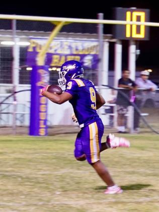 COPELAND OUTRUNSTHE DEFENSE Jordan Copeland finds the end zone for another