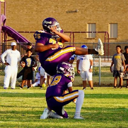 THE KICK IS GOOD Abraham Gonzalez kicks the extra point. FIRST DOWN! Jermane Dockins makes a nice run for a Mogul first down.