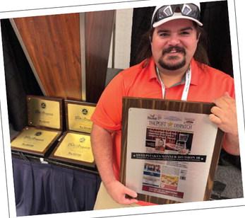 SWEEPSTAKES WINNER inDivision 10,thestate’ssmallestcirculation weeklynewspapers, wasThePostDispatch, afirstfortheGarzaCountynewspaper. Claiming thehonorsfortheDispatch wassportsjournalist RussMorris(above,attheawards luncheon inDallasJune20).Sweepstakes isawarded tothecompeting newspaper withthehighest scoreofpointswonthatyearinallcoverage categories.