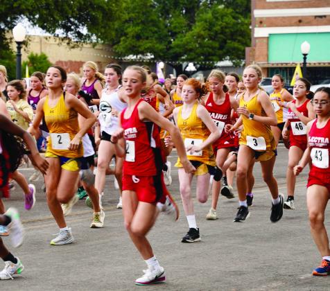 SPOTLIGHT ON MUNDAY CROSS COUNTRY