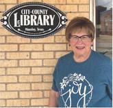 Library volunteer Kathy Bowen. Photos by Amanda Burbank