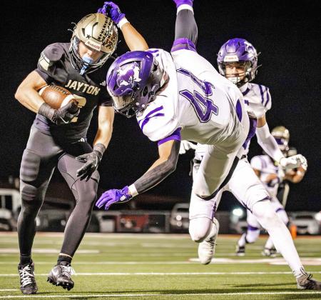 HEAD TO HEAD Benjamin’s offense racked up an impressive 62 points in the Nov. 30 area game, but it still didn’t prove enough against a high-scoring Jayton squad. | COURTESY PHOTO