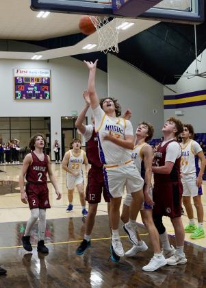 SPOTLIGHT ON MUNDAY'S WIN