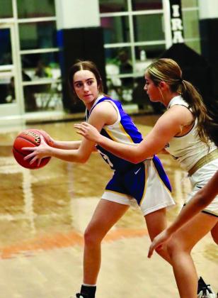 SPOTLIGHT ON MUNDAY BASKETBALL