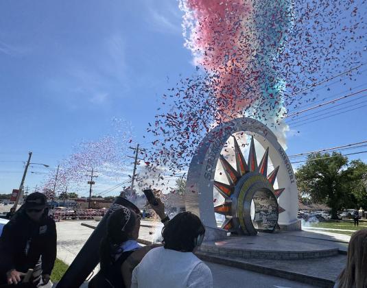 QUEEN’SGATE in Springfield, the newly dedicated monument to the Birthplace of Route 66, provides a new photo op in the“Queen City of the Ozarks,”third-largest city in Missouri and home to a wide array of dining experiences.
