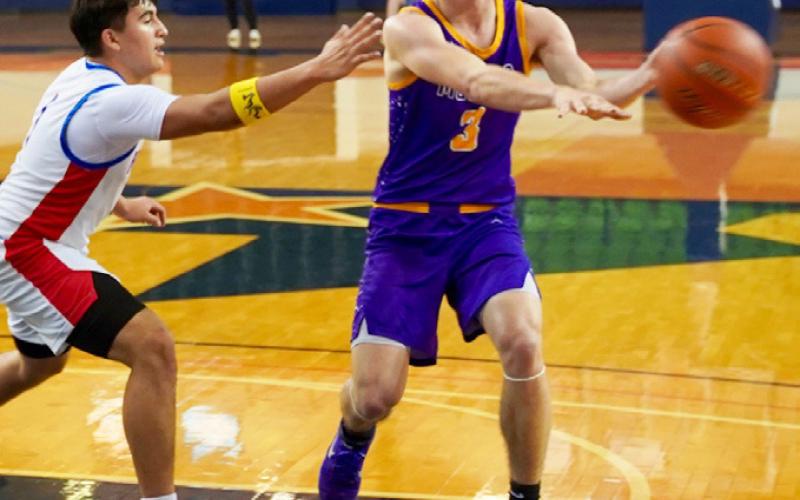 SPOTLIGHT ON MUNDAY FINAL FOUR PLAYOFF