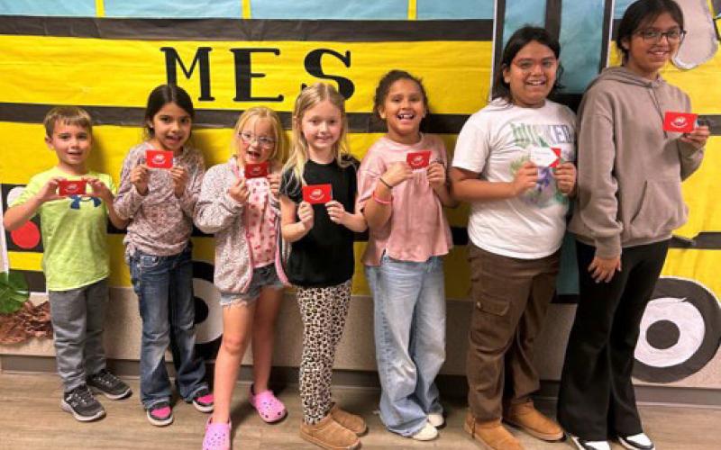 Munday Elementary recognizes 4th 6 Weeks achievements