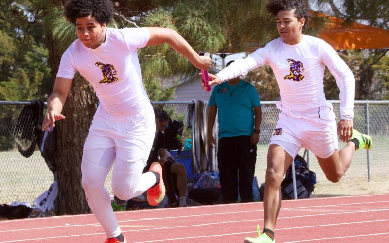 BOYS RELAYS Munday competed in the 4x100m relay.