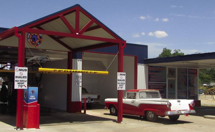 New business in Knox City at historic location