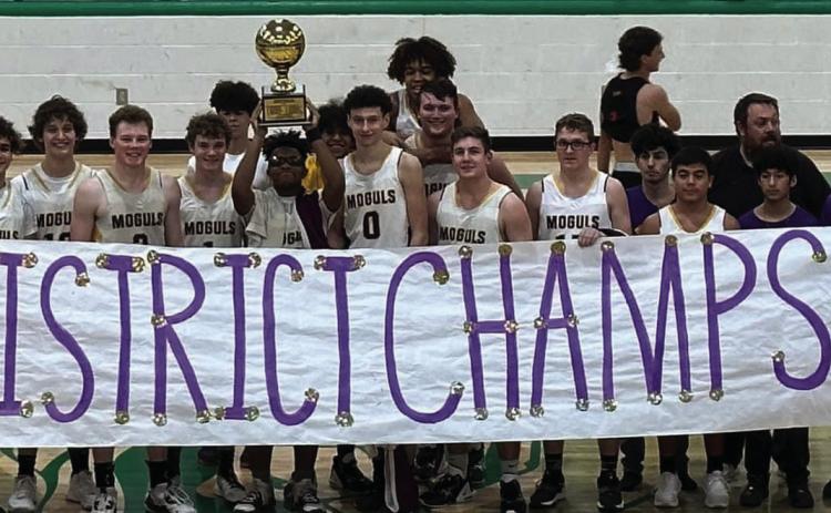 Greyhounds, Moguls & Mustangs Earn Bi-District Trophies