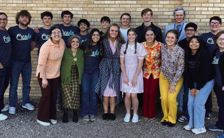 BENJAMIN CAST The high school cast and crew of“Cicada”from Benjamin, Texas competed in the UIL bi-district one act play contest in Aspermont Mar. 20.