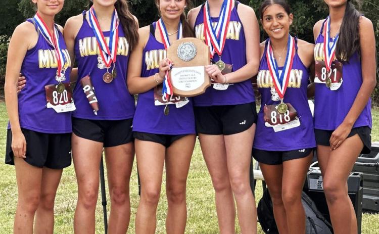 MUNDAY GIRLS FIRST PLACE XC TEAM