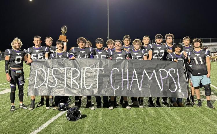 BENJAMIN DISTRICT CHAMPS The #4 Benjamin Mustangs traveled to Harrold for their final game of the regular season, soundly defeating Harrold 59-0 to win the district championship outright.The victory gives Benjamin an 8-0 overall record with a 4-0 district record. | FREE SPIRIT PHOTOGRAPHY