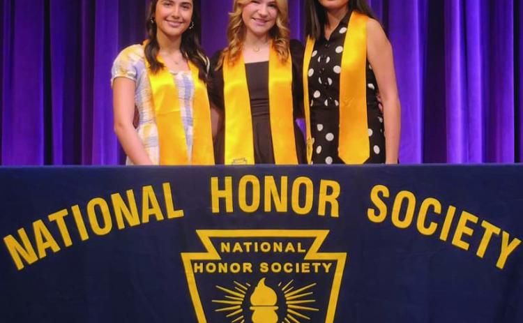 NATIONAL HONOR SOCIETY INDUCTION Congratulations to the newest members of the Munday National Honor Society - Taylor Herring, Amrie Loftin, Hannah Mong. | COURTESY PHOTO