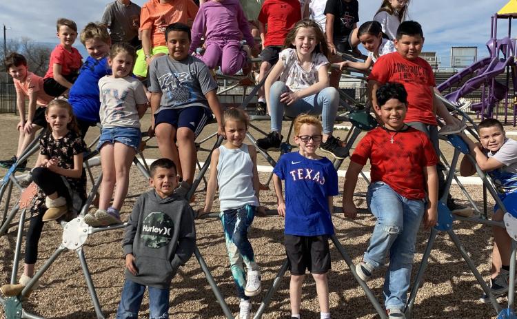 4th Six Weeks awards at Munday Elementary