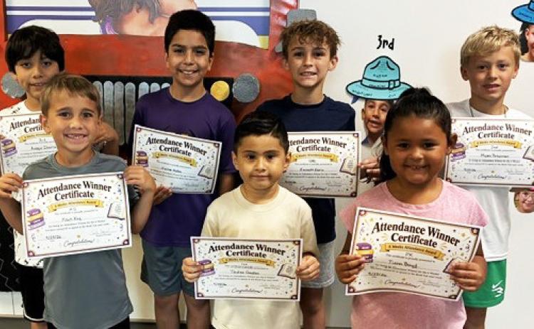 PERFECT ATTENDANCE These students at Munday elementary were recognized for coming to school every day the first 6 weeks of the school year. | COURTESY PHOTO