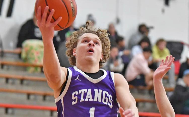 NATIONAL LEADER in points per game, according to statistics submitted to MaxPreps, junior Grayson Rigdon scored a careerhigh 72 points in a 97-36 win over Vernon Northside on Tuesday. | COURTESY PHOTO
