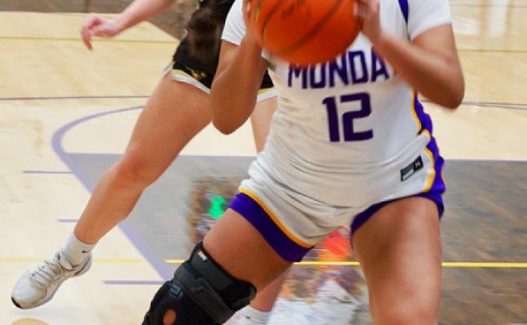 SPOTLIGHT ON MUNDAY