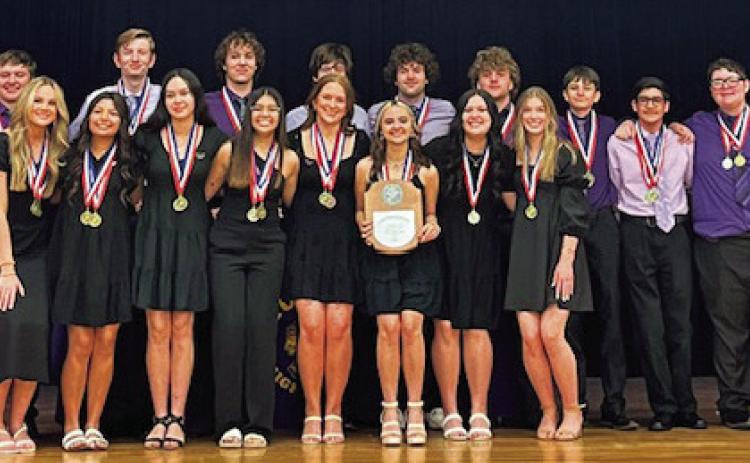 DISTRICT WINNER The Benjamin company of “Cicada” won the District One Act Play competition last week in Munday. | SUE JANE SULLIVAN PHOTO