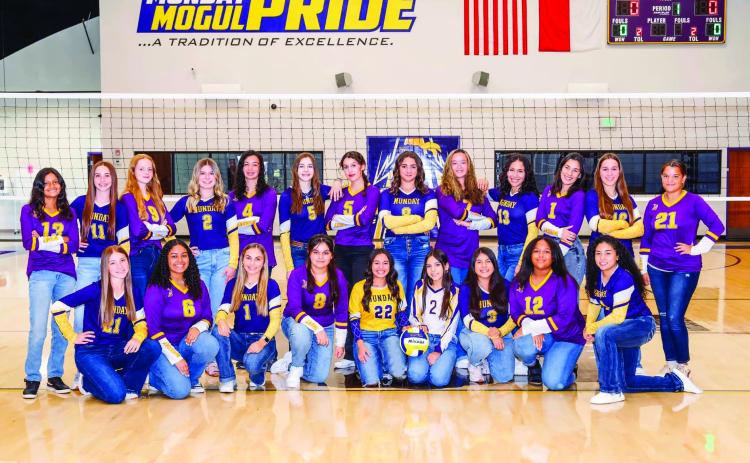 SHOWDOWNINCROWELL The Munday Mogulettes put up a bi-district fight against the ElectraTigers this week but ended their season with a 15–21 record. | COURTESY PHOTO