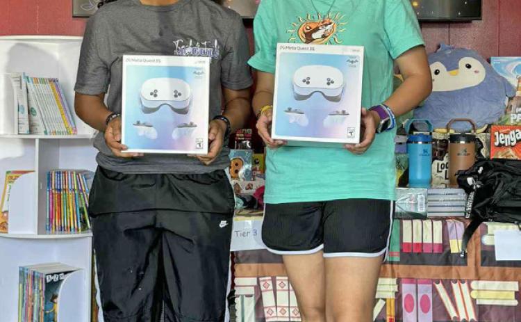 Munday top summer readers win VR glasses