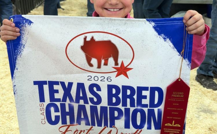 TOPPLACINGDUROC Leegan Sanchez placed 2nd in his class with his lightweight duroc Big Red at the Fort Worth Junior Livestock Show. | JAYLA SANCHEZ PHOTO