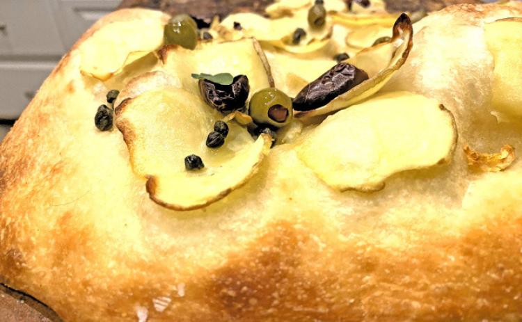 Who needs Cheese? Potato pizza steals the show!