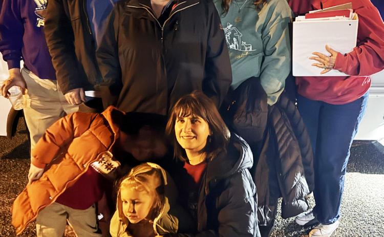 MUNDAY LIONS CLUB JUDGES The Lions Club members extend thanks to all—and to all a Merry Christmas and a happy, healthy and prosperous New Year. | KENT COWSERT PHOTO