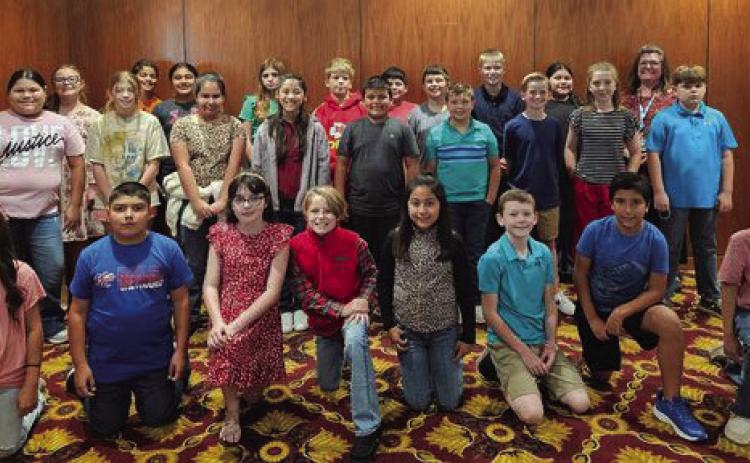 KNOX CITY ELEMENTARY STUDENTS ATTEND CONCERT