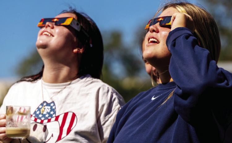 Safety tips for watching solar eclipse in Texas