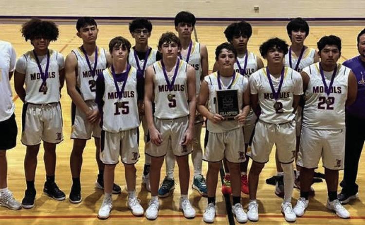 HIGH FIVE JV MOGULS BASKETBALL Congratulations to the Munday Junior Varsity Moguls and their coaches for winning the GeneThompson MemorialTournament last week. | COURTESY PHOTO