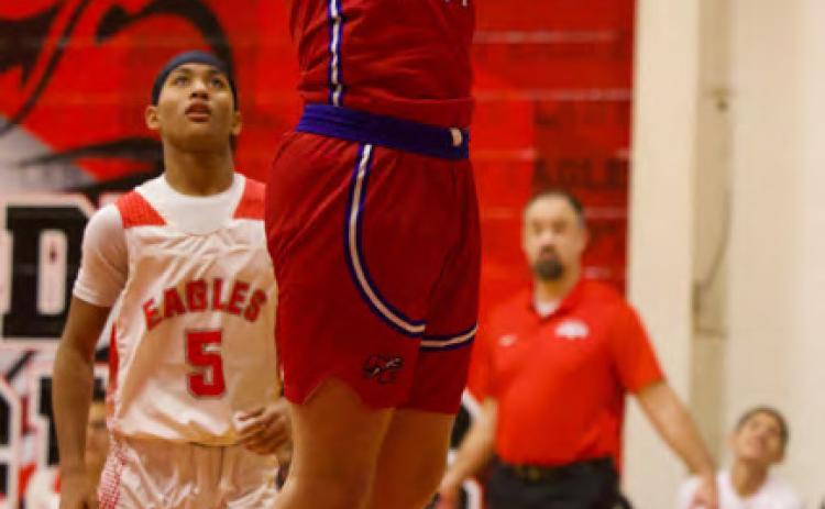 TWO-POINTJUMPER Camden Swanson makes the 2-point jumper in Tuesday’s Jan. 20, game against Chillicothe. | SHERI BATY PHOTO