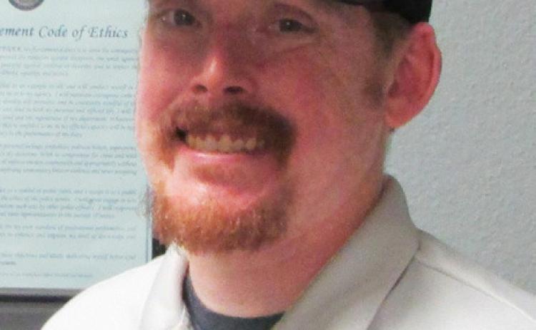 Munday welcomes Ryan Thrash  back to the police department