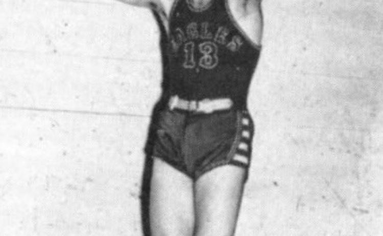 HOWARD (HOWIE) SHANNON, number 13 in a University of North Texas Eagles jersey, sets up for a shot in 1943. (https://texashistory.unt.edu/ark:/67531/ metadc271218/: accessed April 29, 2026), University of North Texas Libraries, The Portal to Texas History, https://texashistory.unt.edu; crediting UNT Libraries Special Collections