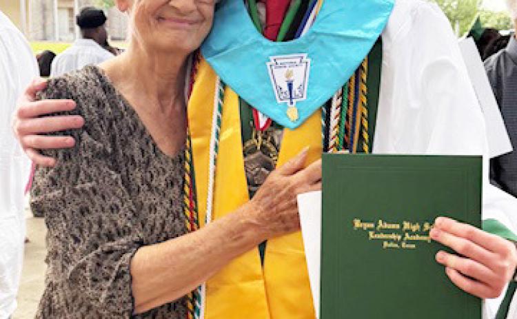 Grandson of Munday resident graduates in Dallas