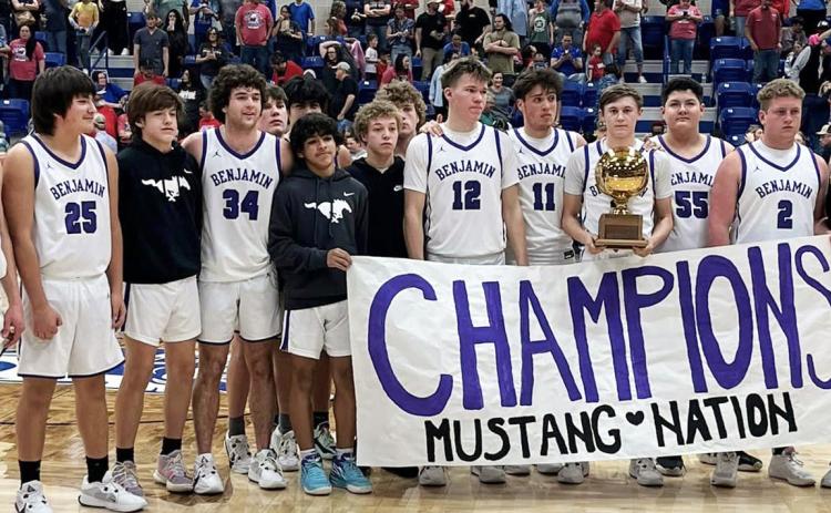 Mustangs advance with quarterfinal win