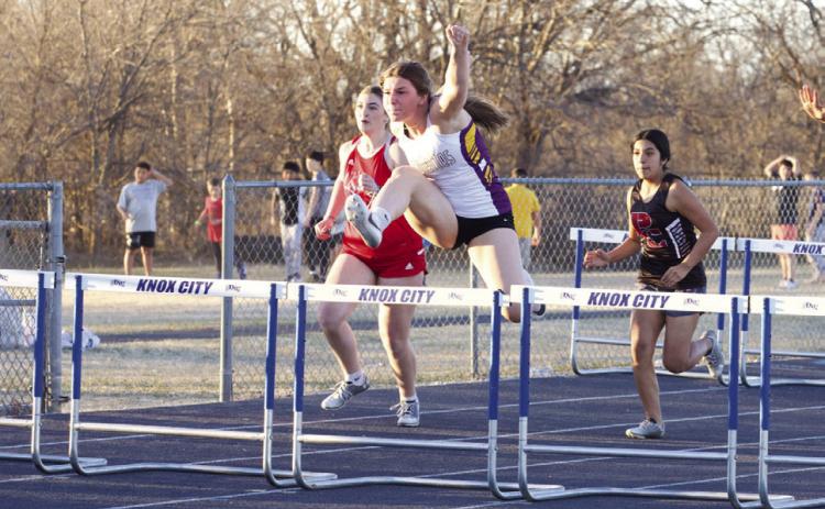 100M HURDLES Mackinzi Castille | SHERI BATY PHOTO