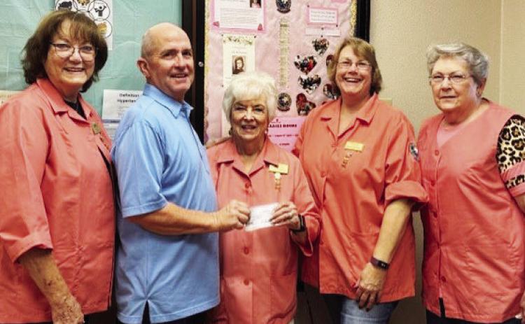 MASONS SUPPORT PINK LADIES The Pink Ladies organization provide clothing and household essentials at a bargain price and in turn support the Knox County Hospital. (L to R) Lou Vail, Greg Oliver, Leona Burkham, Darla Holmes, Sherry Calvin. | COURTESY PHOTO