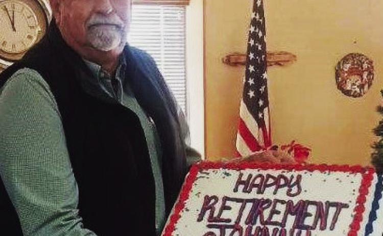KNOX COUNTY COMMISSIONER RETIRES A reception was held for Johnny McCown at the Knox County Aging Center honoring his retirement after 19 years of service as commissioner of Knox County. | COURTESY PHOTO