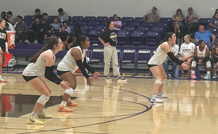 THE BACKLINE prepares for the serve, the Mogulettes started well but could not finish off the Henrietta team.