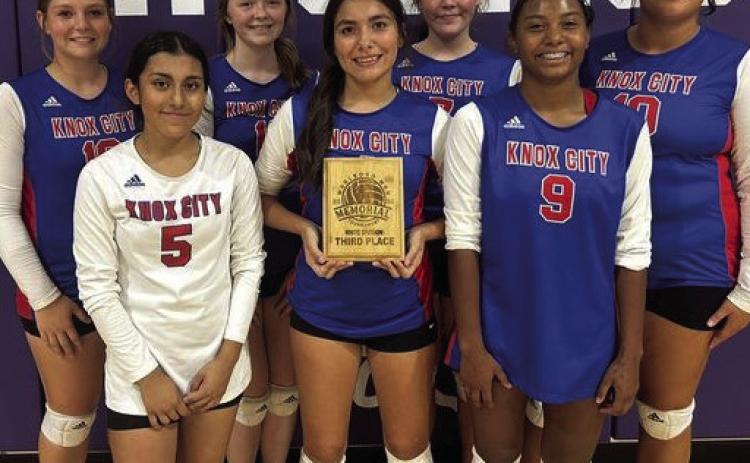 MARLBORO MAN MEMORIAL TOURNAMENT Knox City’s Houndettes JV1 group fought hard and came home with the 3rd place plaque. | COURTESY PHOTO