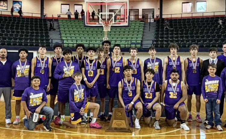HISTORIC SEASON Congratulations to the Munday Moguls and coaches on their basketball season. They made history in Mogul basketball, as the last team to advance to the Final Four was in 1985. | LACI BOWMAN PHOTO